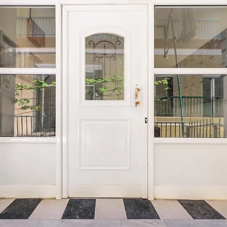 F & B Collection - Flat For 5 * Thessaloniki